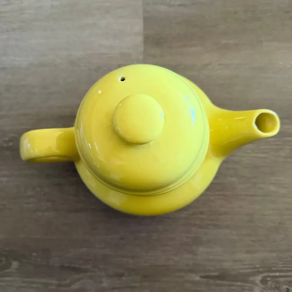 Rondo Gailstyn-Sutto Vintage Yellow Stoneware Teapot Japan 1983 Ceramic